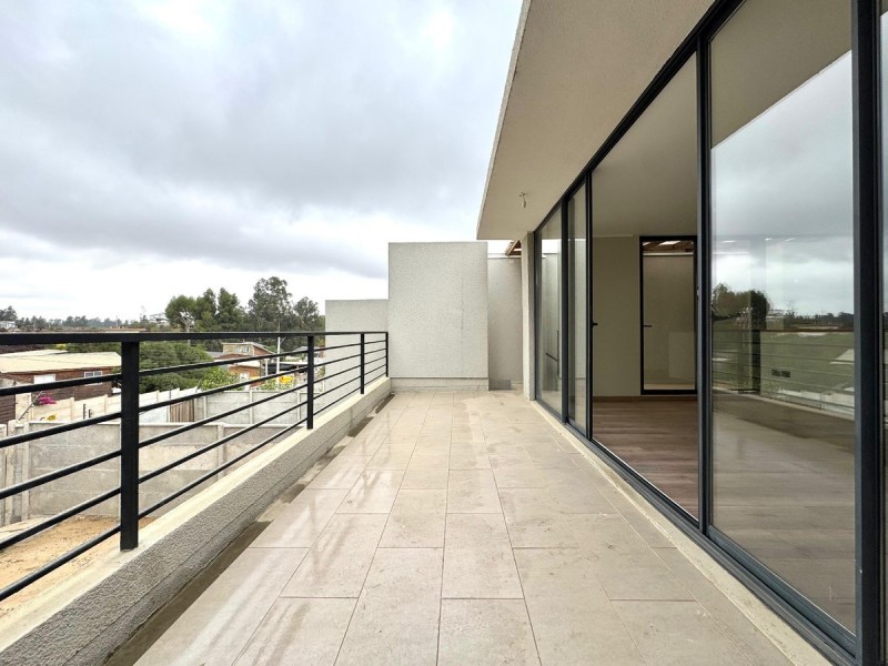 Vende Hermosa y Moderna Casa en los Pinos