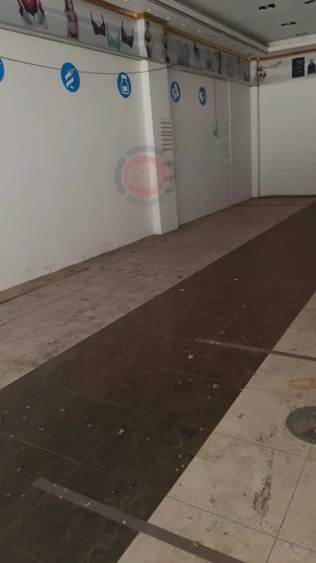 Local Comercial en Avenida Valparaiso,