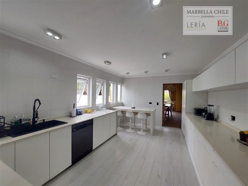 Moderna Casa en Marbella, Excelente Propiedad