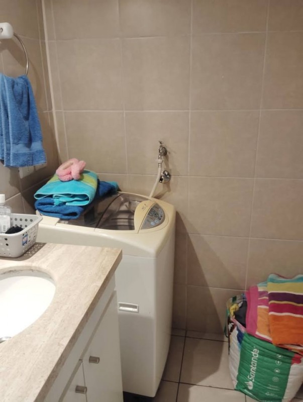 Arrendado en 480.000 Mensual Venta en 2300 Uf