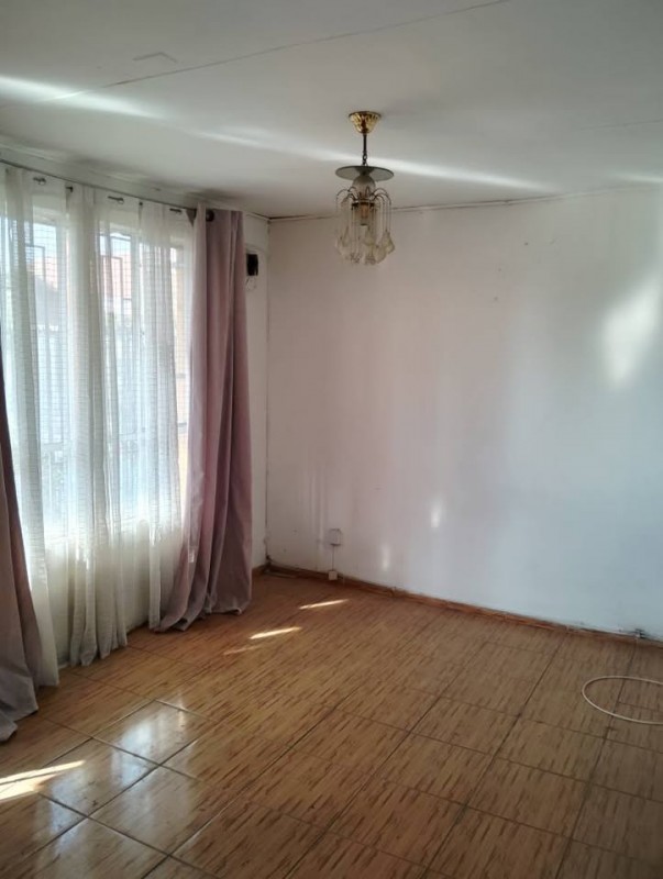 Casa Habitable , Leve Remodelación, en Buen Estado