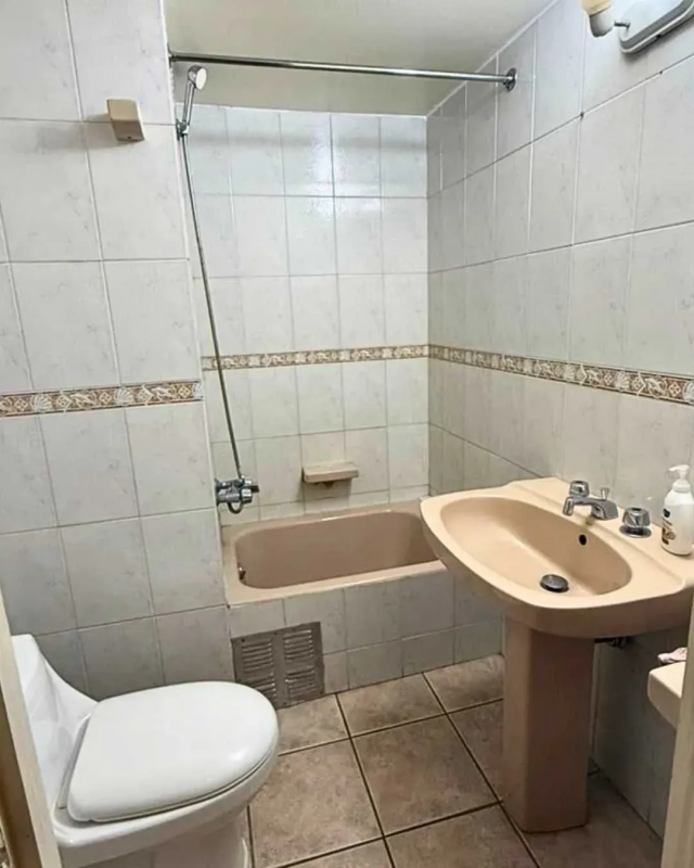 Arriendo en las Condes, Calle Luz,