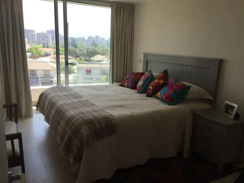Metro Hernando de Magallanes, Vende Departamento