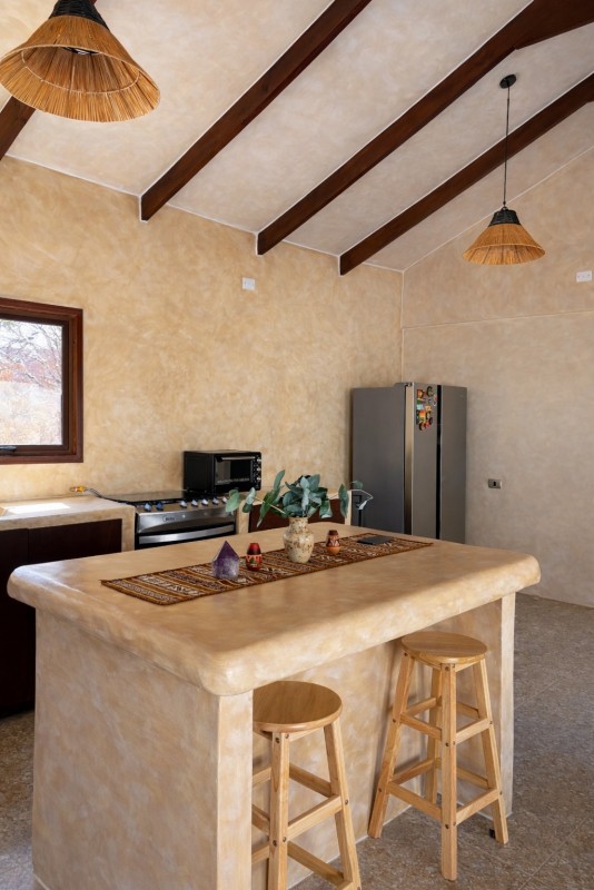 Cochiguaz, Valle del Elqui. Casa Moderna Negocio Cerrado