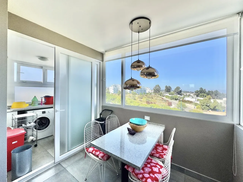 Vende Penthouse en Marbella,