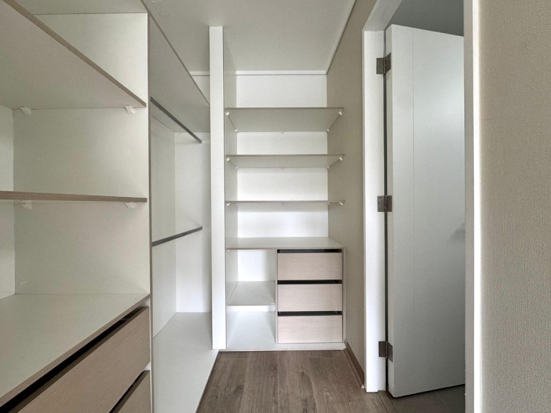 Vende Hermosa y Moderna Casa en los Pinos