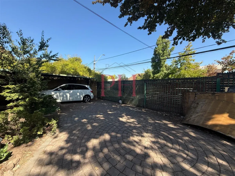 las Condes, Hermosa Casa en Venta