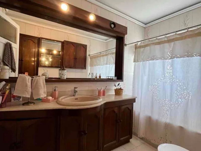 Casa en Recreo, Solida Excelente Estado