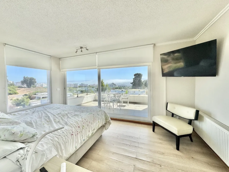 Vende Penthouse en Marbella,