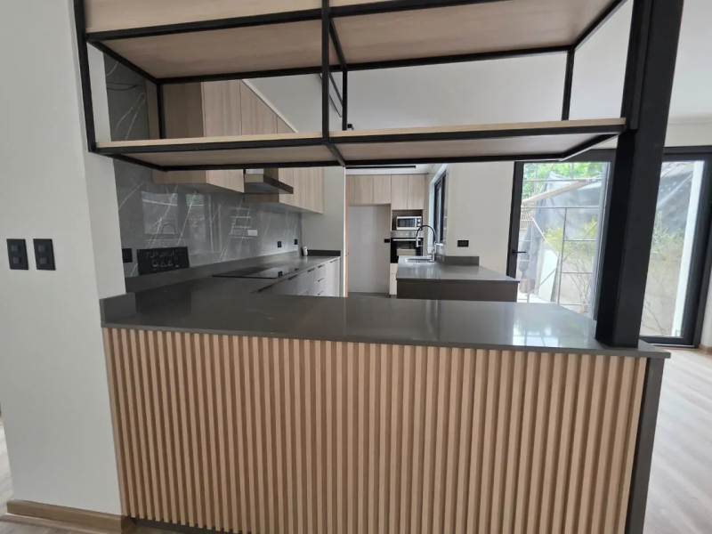 Se Vende Casa en 17-500 Uf Vitacura