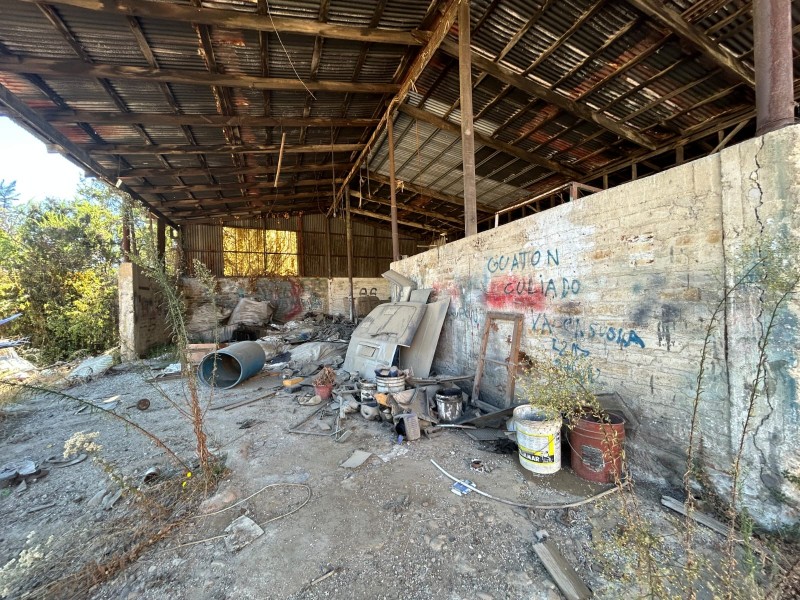 Industrial , 2300 Metros Cuadrados Aprox