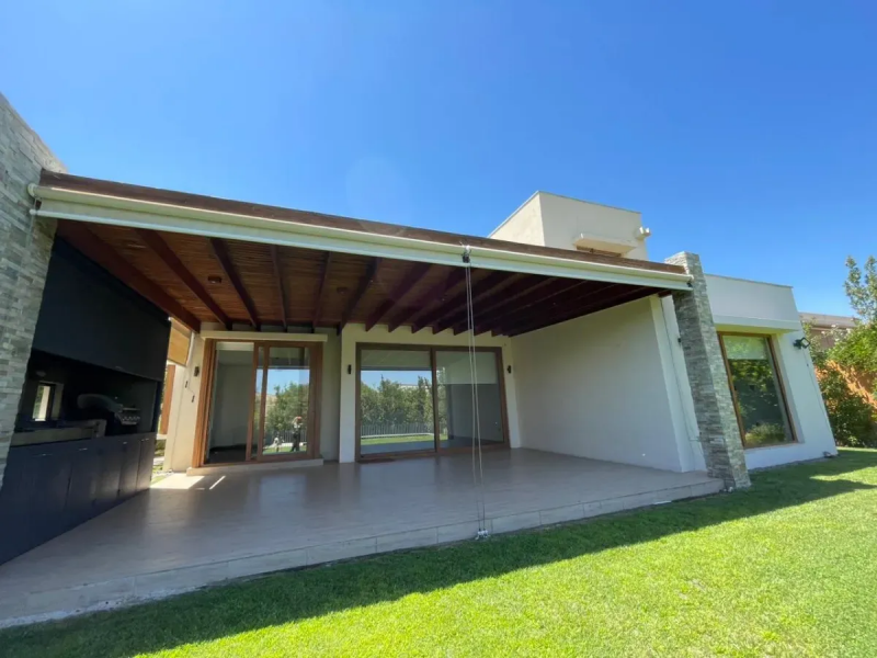 Casa en los Rios, Colina, Hermosa y Moderna Casa