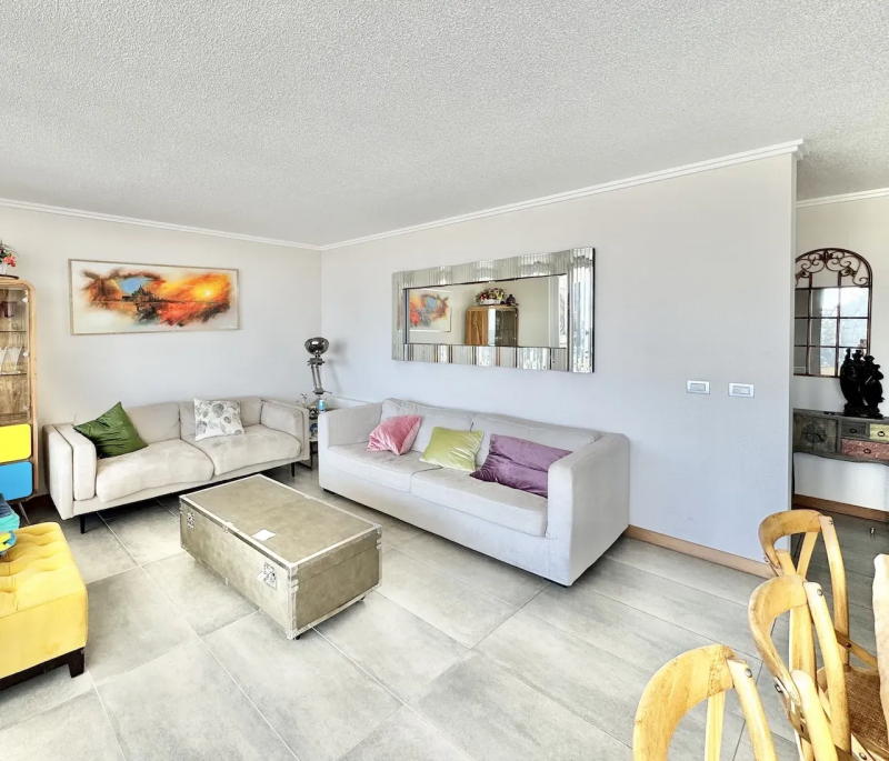 Vende Penthouse en Marbella,