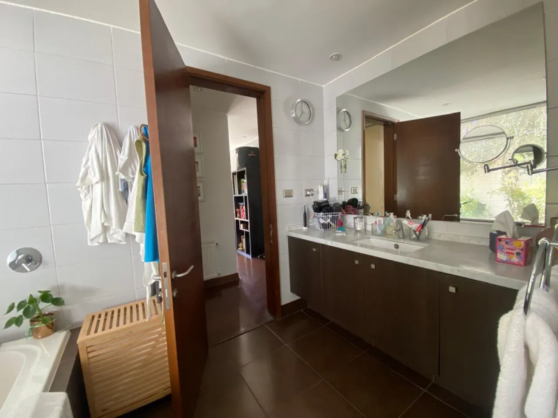 Casa en los Bravos, Lo Barnechea