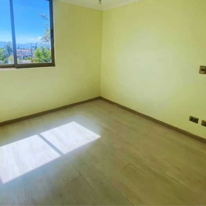Departamento en San Miguel, Primera Avenida