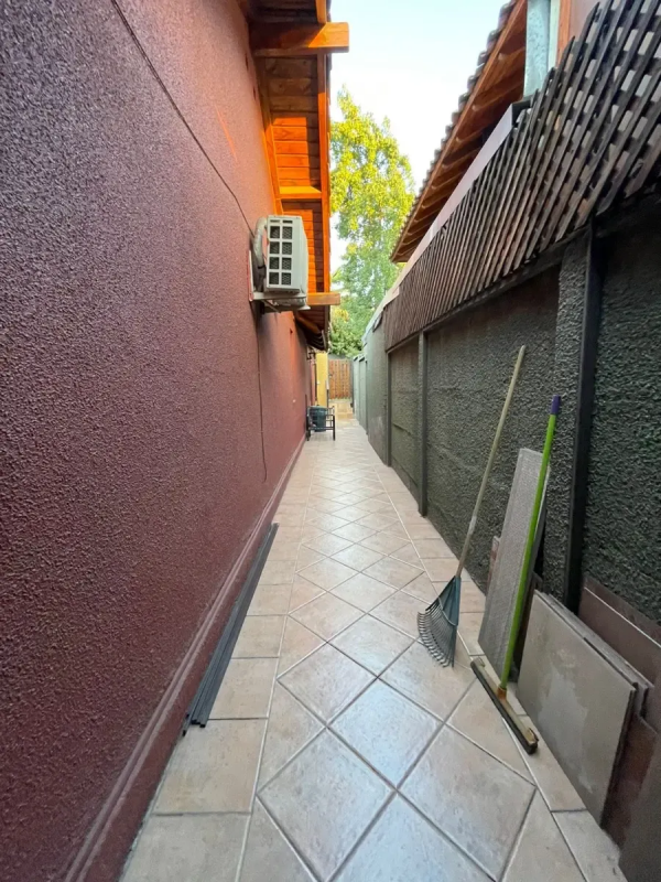 Impecable Casa en Condominio, 5D 4B, Cocina Remodelada!