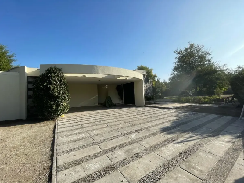Moderna Casa en Chicureo,