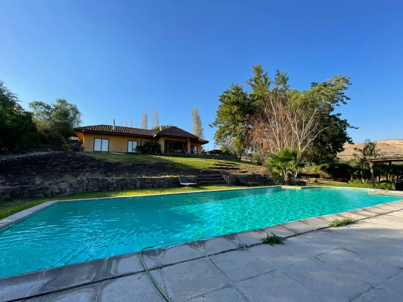 Venta de Casa Parcela en Lampa ,