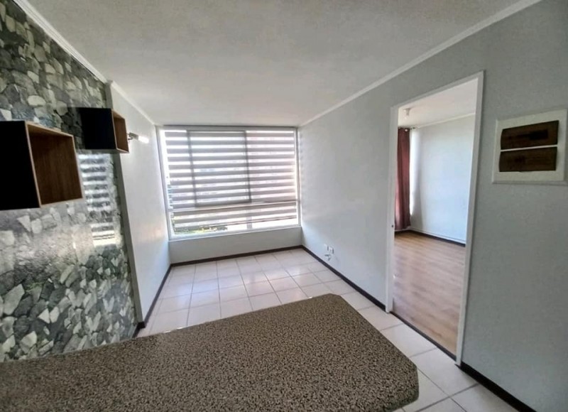 Cerca de Metro Hospital, Santiago