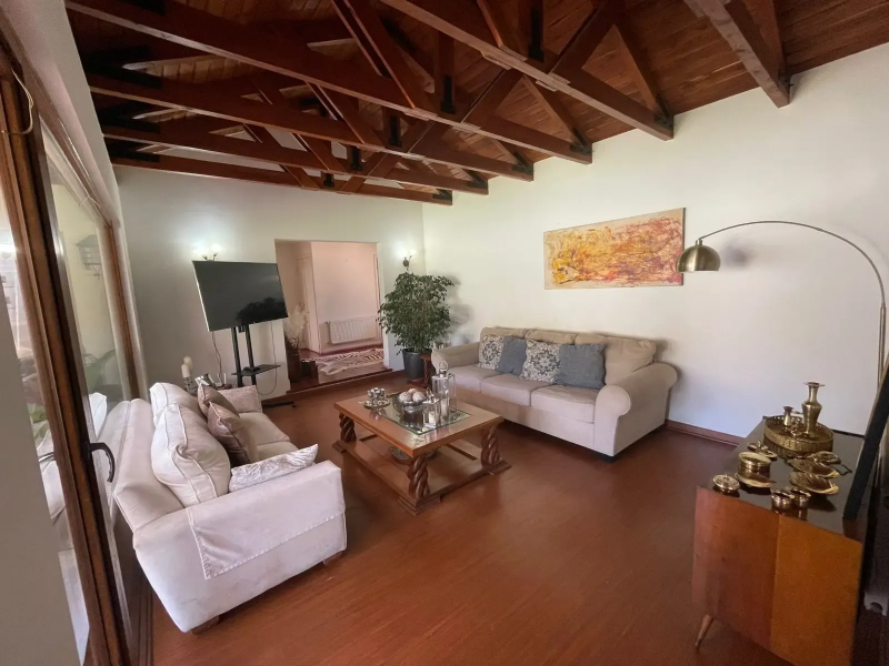 Casa en Chicureo, las Flores