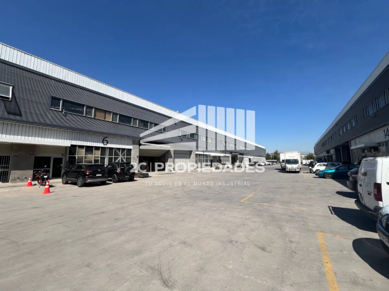 Quilicura, Bodega Excelente Bodega