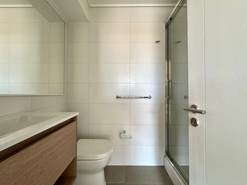 Vende Hermosa y Moderna Casa en los Pinos