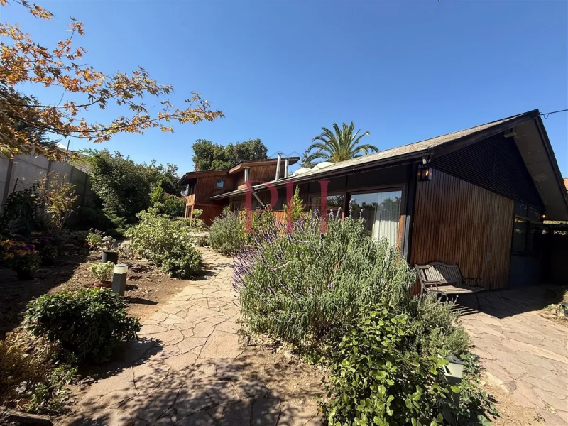 las Condes, Hermosa Casa en Venta