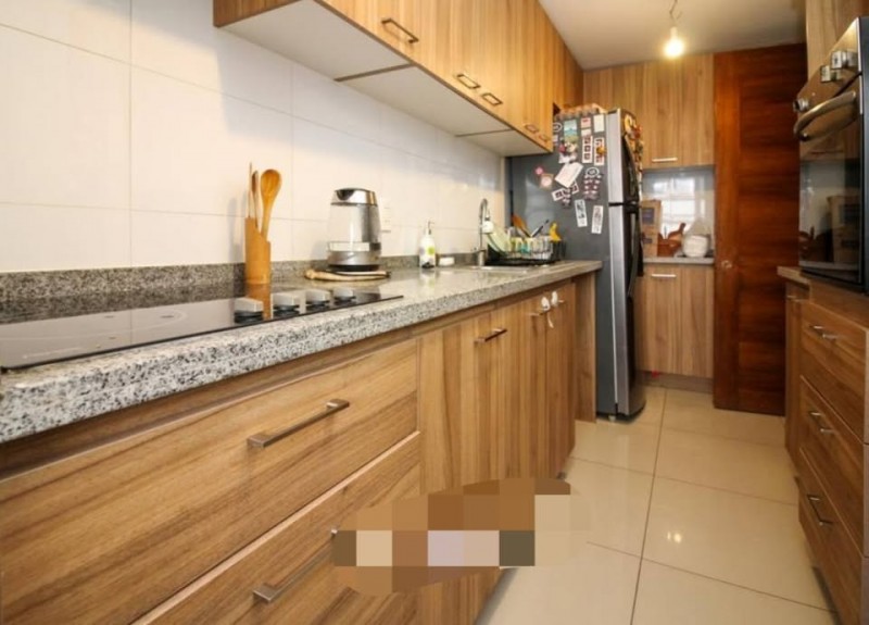 Moderno Departamento en la Reina,