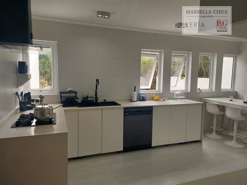 Moderna Casa en Marbella, Excelente Propiedad