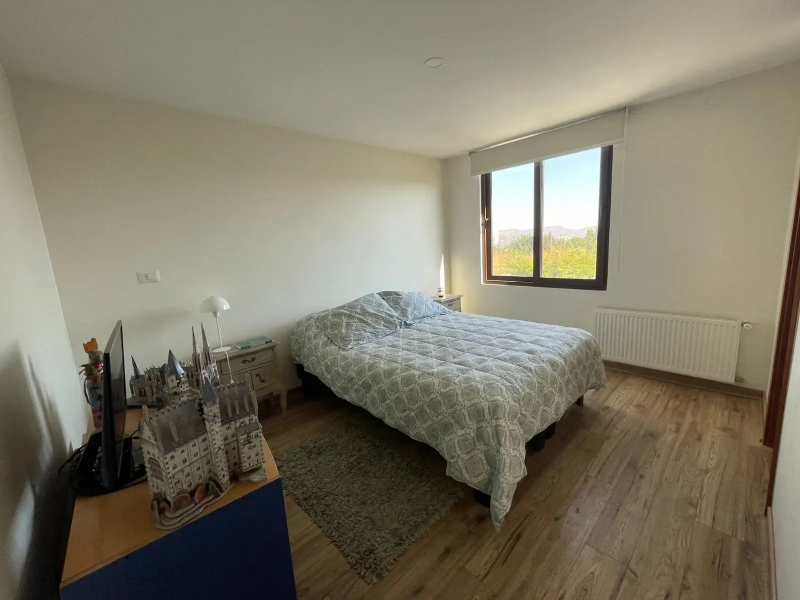 Casa en los Rios, Colina Moderna Propiedad