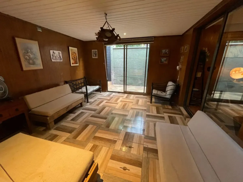 Impecable Casa en Condominio, 5D 4B, Cocina Remodelada!