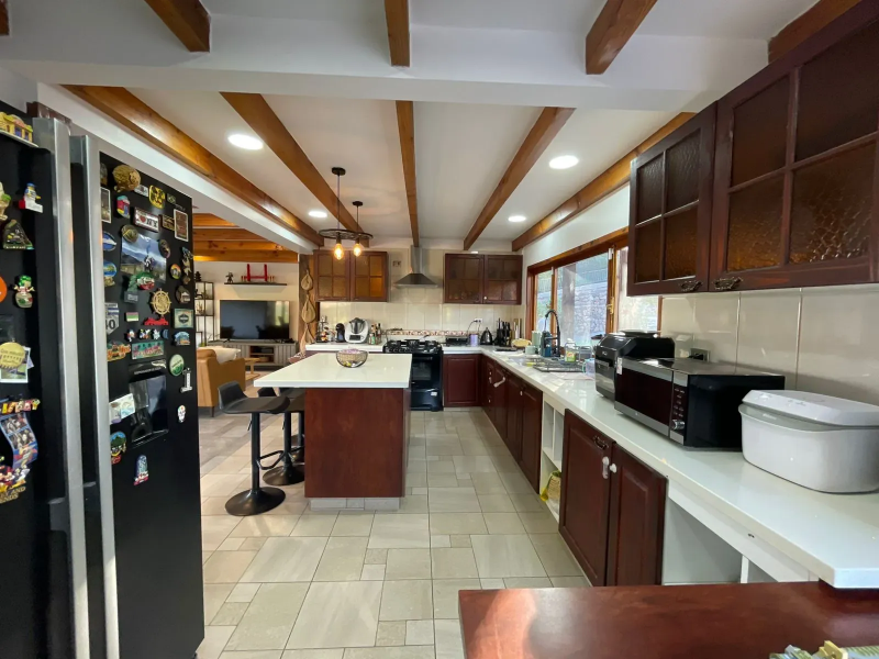 Venta de Casa Parcela en Lampa ,