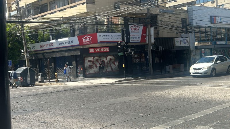 Arriendo Local Comercial Arlegui Esquina Ecuador