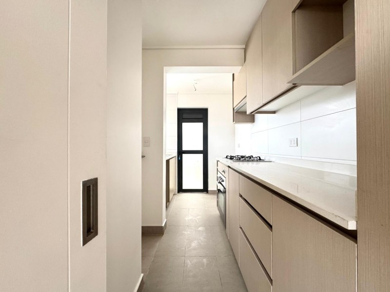 Vende Hermosa y Moderna Casa en los Pinos