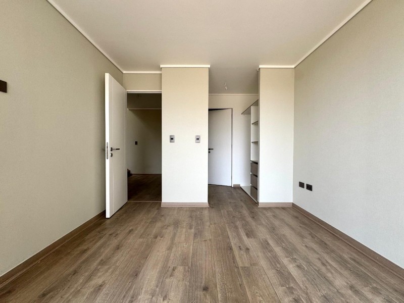 Vende Hermosa y Moderna Casa en los Pinos