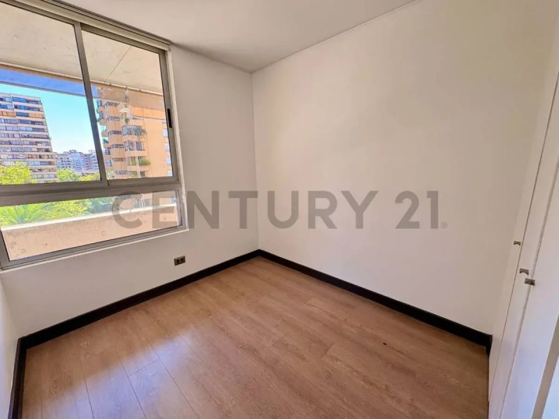 Vender Departamento , las Condes Metro Magallanes