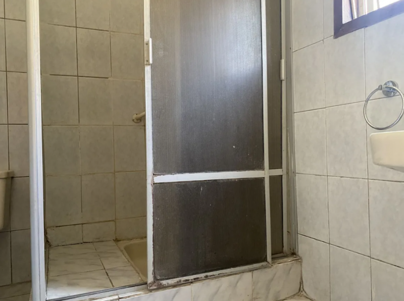 Hermanos Clark , Agua Santa Impecable Casa Remodelada