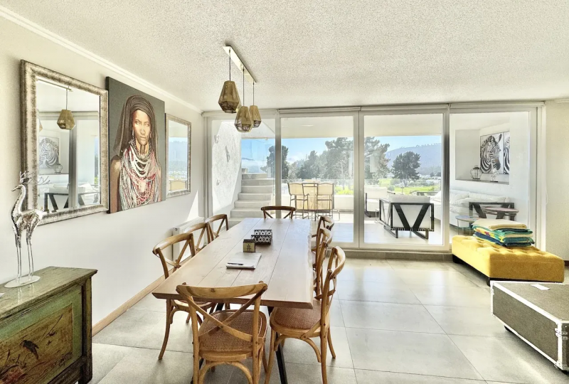 Vende Penthouse en Marbella,