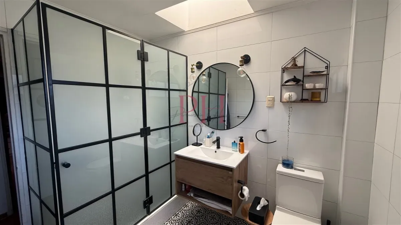 Remodelada Casa en las Condes