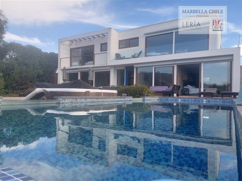 Vende Hermosa Casa en Maitencillo