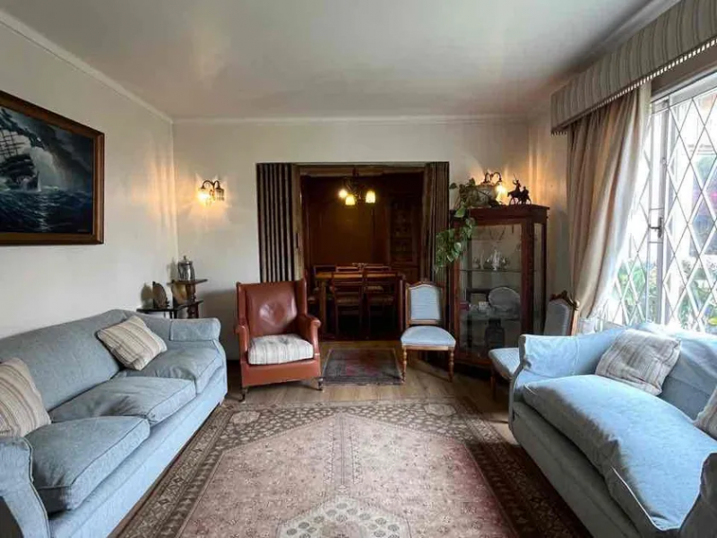 Casa en Recreo, Solida Excelente Estado