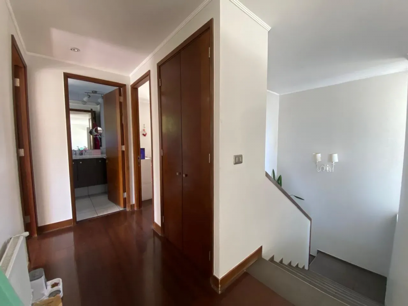 Casa en los Bravos, Lo Barnechea