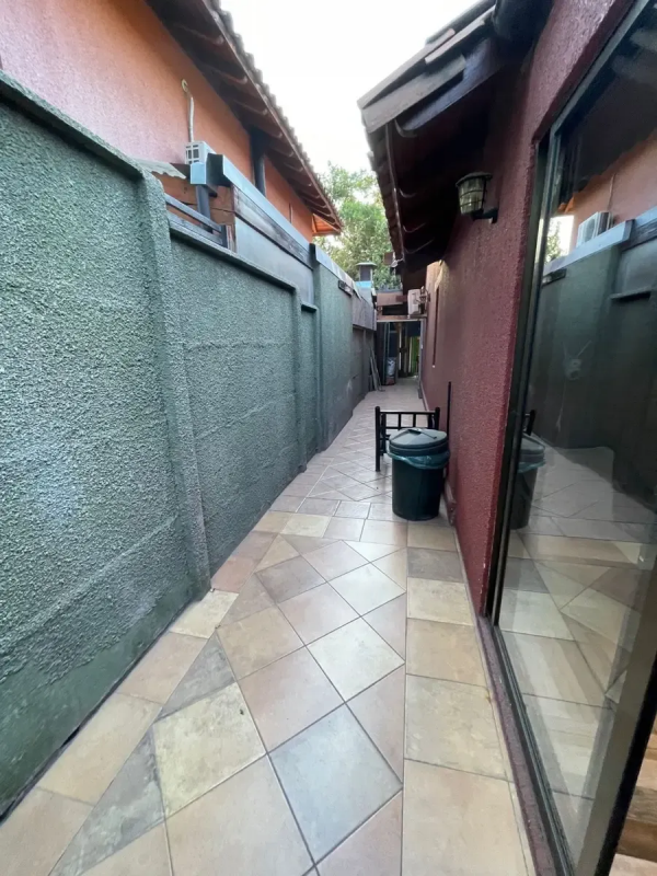 Impecable Casa en Condominio, 5D 4B, Cocina Remodelada!