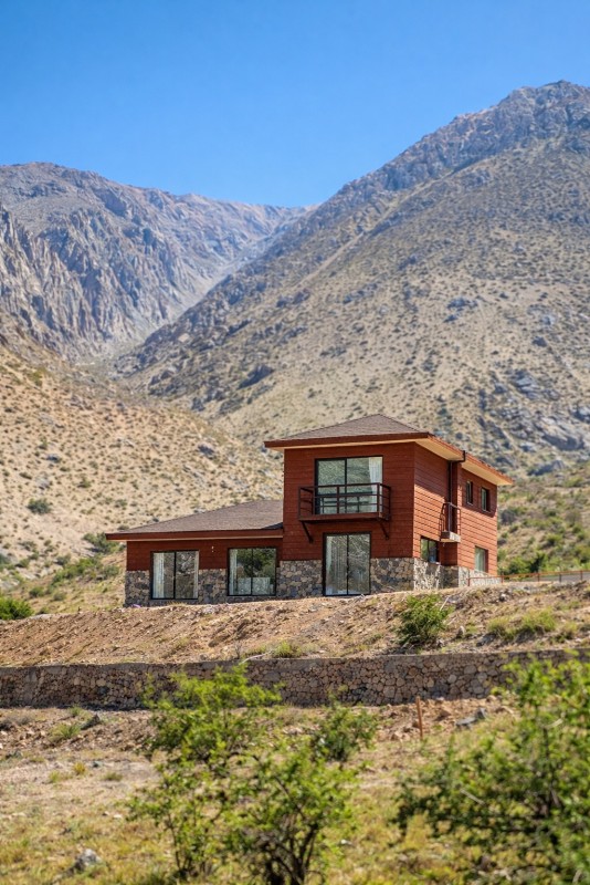 Cochiguaz, Valle del Elqui. Casa Moderna Negocio Cerrado