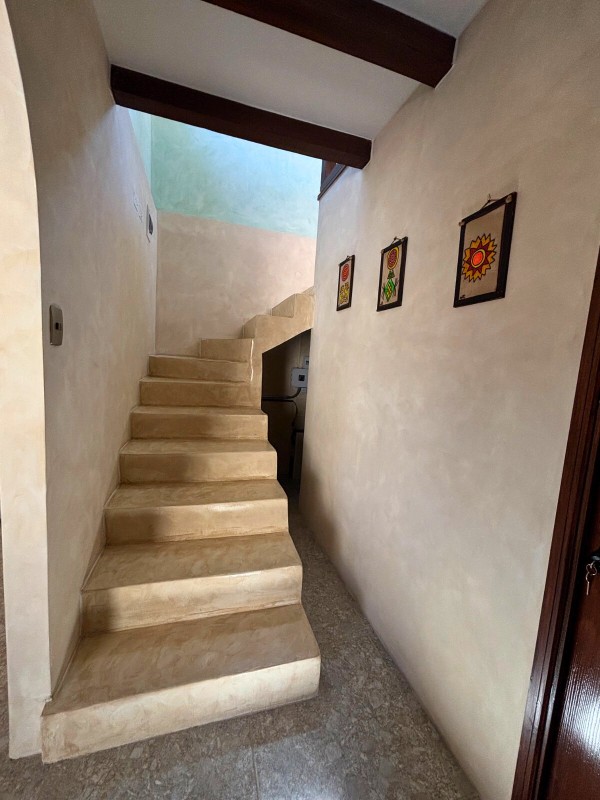 Cochiguaz, Valle del Elqui. Casa Moderna Negocio Cerrado