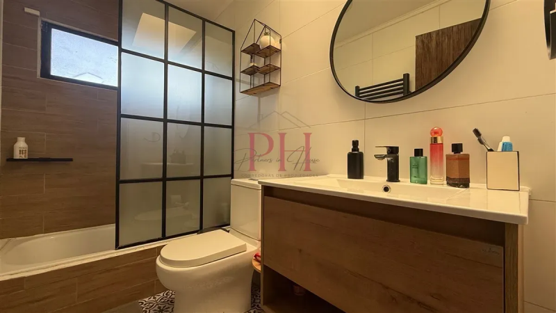 Remodelada Casa en las Condes