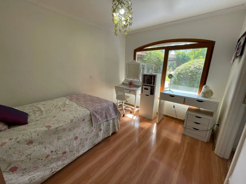 Casa en los Castaños, Dentro de Parcela , Hermosa Propiedad