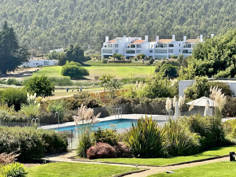 Fotografía de Vende Penthouse en Marbella,