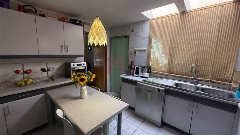 Remodelada Casa en las Condes