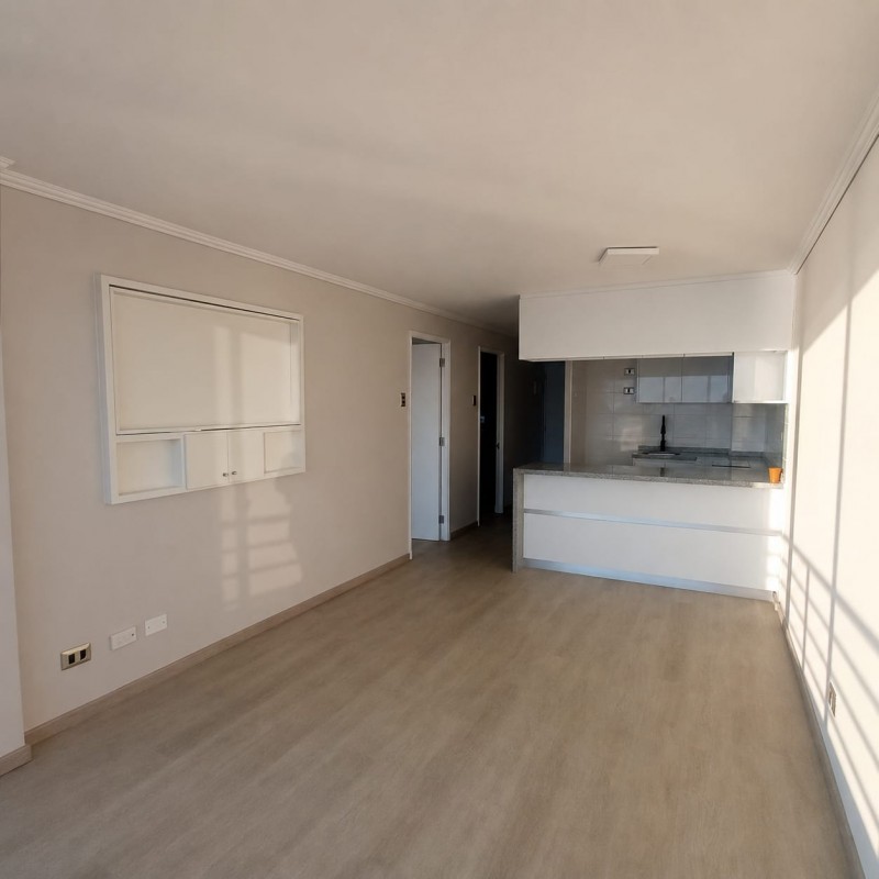 Euromarina 2, Venta